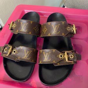 Louis Vuitton bom dia sandals